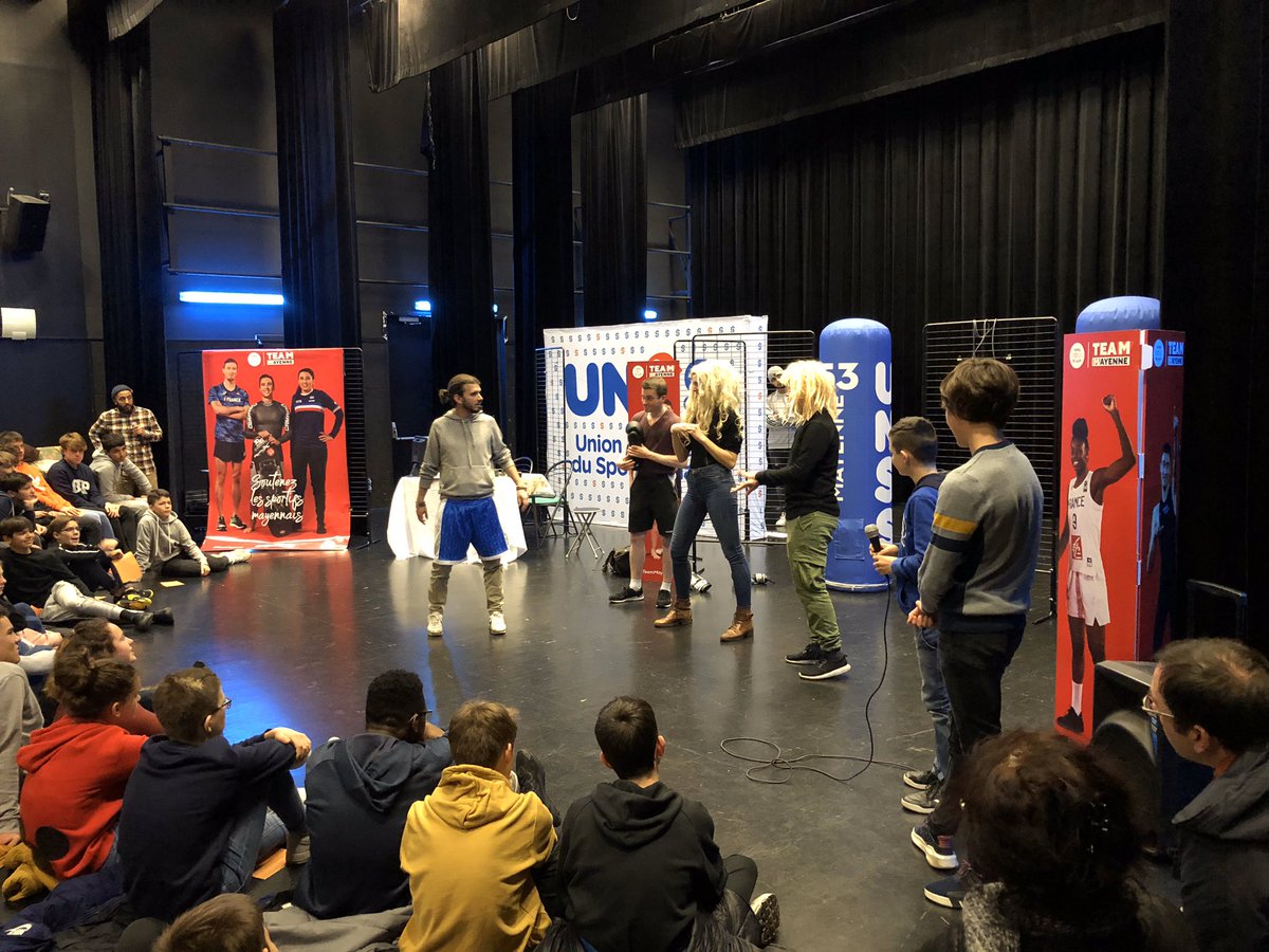 UNSS53's tweet image. La Mayenne débute la #SOP Semaine Olympique et Paralympique avec du Théâtre sur les valeurs de l’olympisme #respect #amitié #excellence @unss @lamayenne @CDOS53 @paysdelaloire