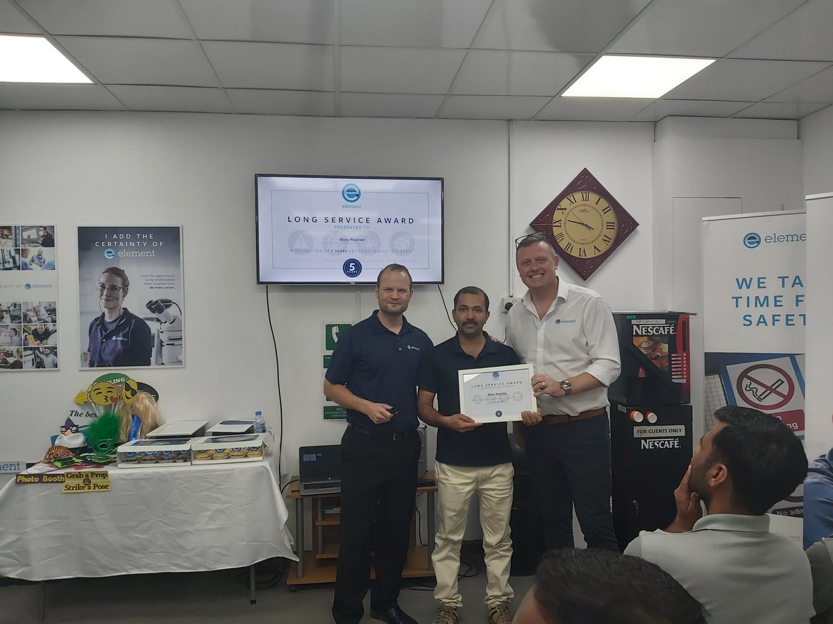 WeAreOneElement's tweet photo. Long Service Award
#Elementdohallc https://t.co/moDLPQvCb8