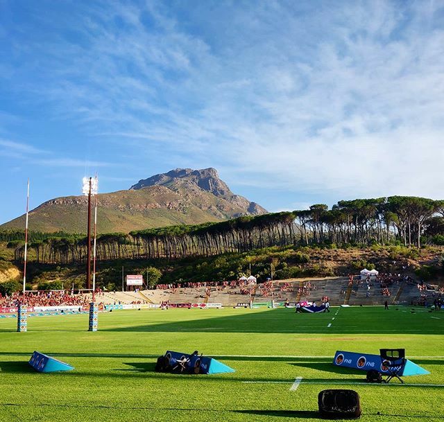 Elsa_Explores's tweet photo. That time of the year again!

#varsitycup
#varsityrugby
@fishop1000 https://t.co/qrYATs4g3K https://t.co/y3acOav3V4