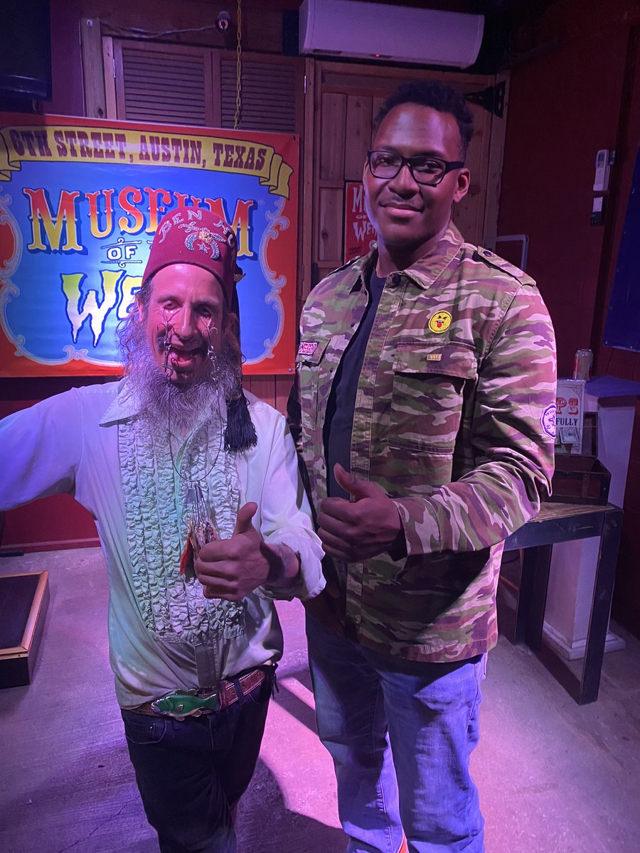 Partty_Guy's tweet photo. Went to the Museum of the weird the other day. Really crazy, sis had the mean fish eyes going for him.
.

.

#austin #austintx #museumoftheweird #fisheyes #weird #weirdart #reallyweirdstuff #reallyweird #lol https://t.co/YqiB8sh71H