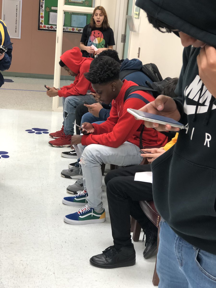 FreWCounsels's tweet photo. Cougars are in the game and preparing for the second quarter! CTE applications 2020! @Nimitz9_AISD #GetintheGame https://t.co/y6oydZRtE0
