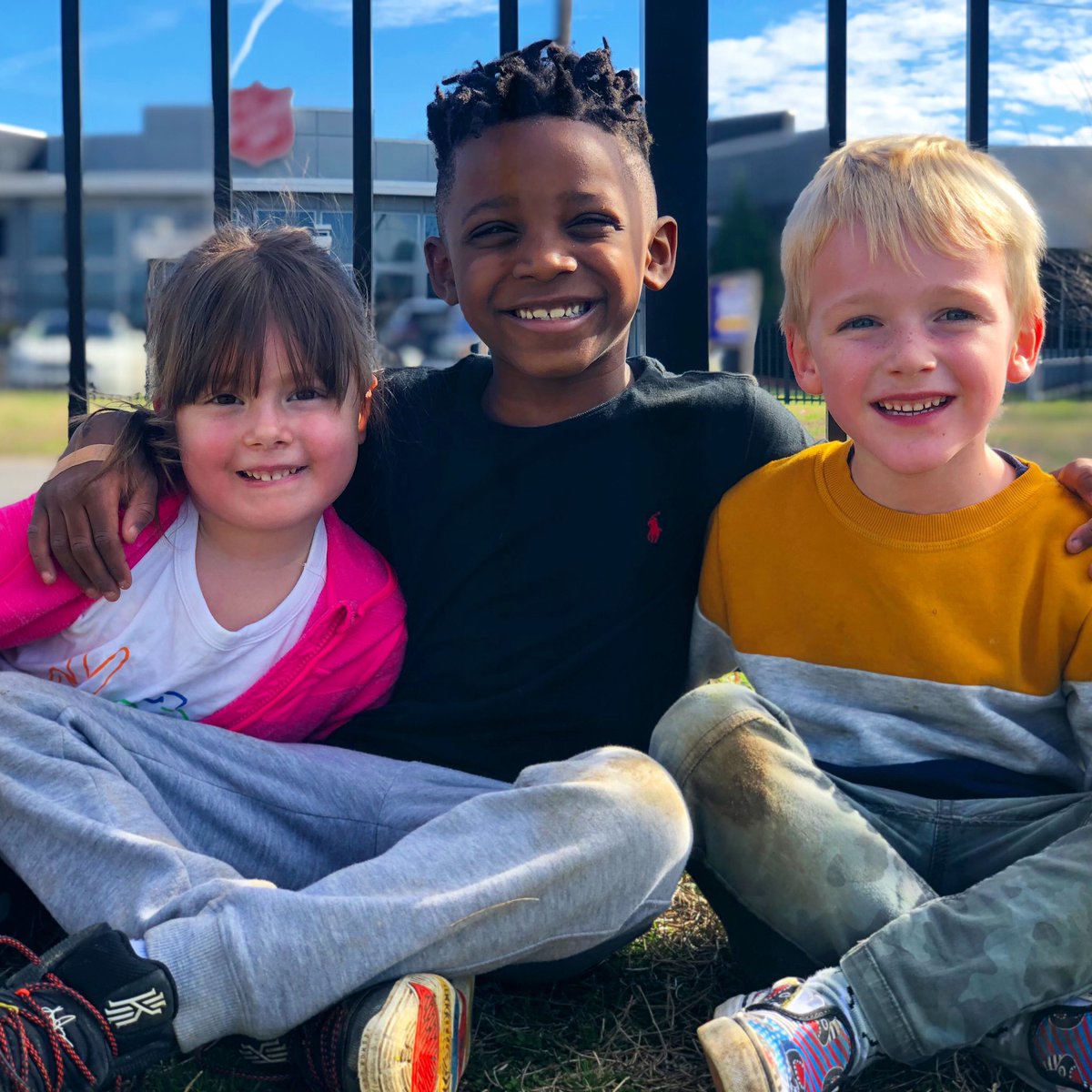 nia_house's tweet photo. Today’s weather is undeniably PERFECT! Go OUTSIDE, it will change your life ☀️
.
.
.
.
.
.
.
.
#niahousemontessori
#niahouse
#purposehouse
#niameanspurpose
#montessori
#nashvilleweather
#nashville
#nashvillemontessori https://t.co/n9zm39iFtT