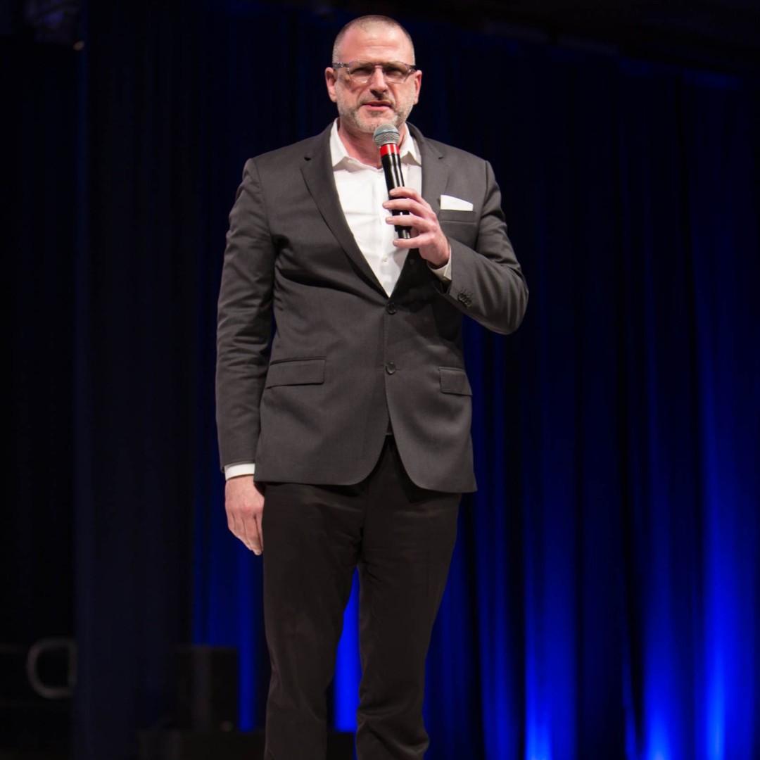 MichaelPalance1's tweet image. Hosting Premiere #PremiereProgram