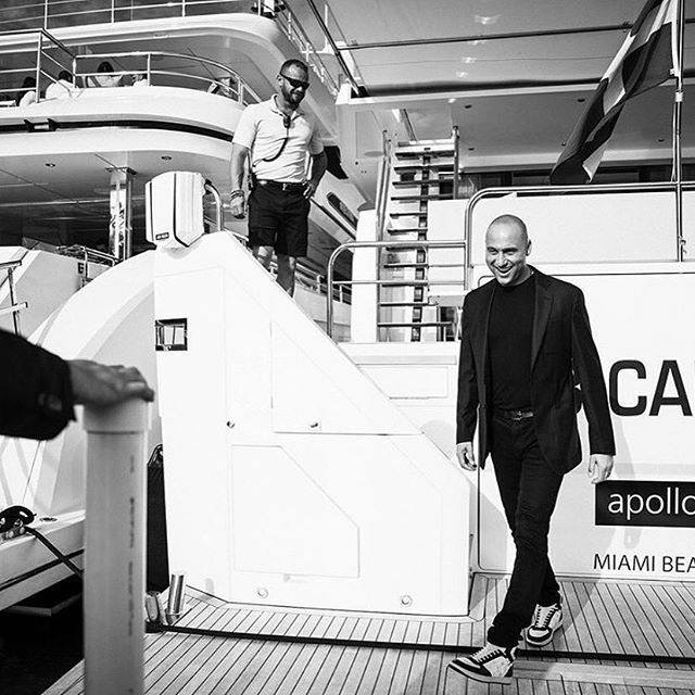 We had the pleasure of celebrating the MLB Hall of Fames newest member, Derek Jeter, and his wonderful foundation @jeterturn2 
We were happy to have him on board the 88 Carbon this weekend. Thank you @showpieceshows and @55_mulberry