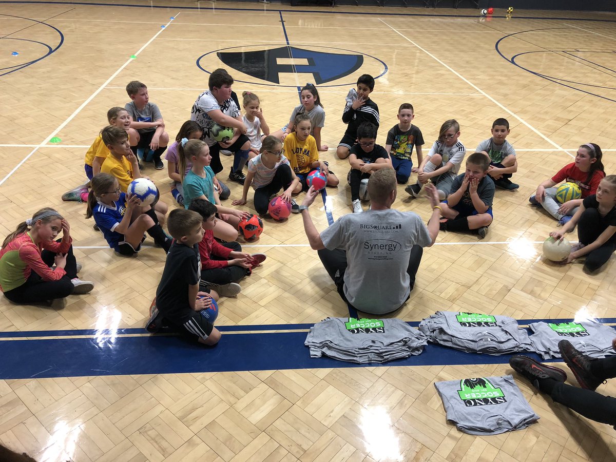 LarryFingers's tweet photo. Are you ready for your spring season?  Get a leg up and schedule a private or small group session w/ @syncsoccerpgh. DM, FB, or connect with us on our website as we are currently scheduling!  Happy training! https://t.co/bku9mh7NM2
