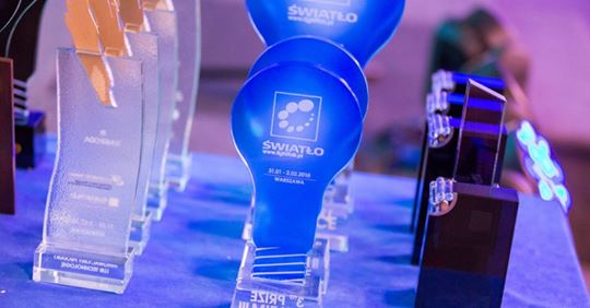 lighting_pl's tweet image. Komisja konkursowa na posiedzeniu plenarnym dokonała szczegółowej analizy wizytowanych inwestycji oświetleniowych i postanowiła przyznać następujące nagrody i wyróżnienia.
#oswietlenie #oswietlenieled #led
bit.ly/2OhSH6S