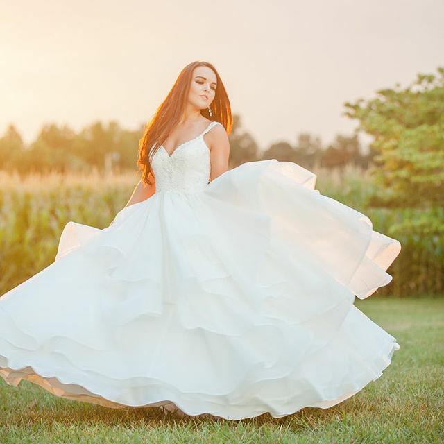 CaseyHPhotos's tweet photo. #charlottewedding #engaged #equalitync #ashevillewedding #gettingmarried #charlestonwedding #ncwedding #vawedding #raleighwedding #dcweddingphotographer #destinationwedding #engagementring #hepoppedthequestion #romantic #gettinghitched #bridetobe #soontobemrs #isaidyes #just… https://t.co/QHnmai5n0q