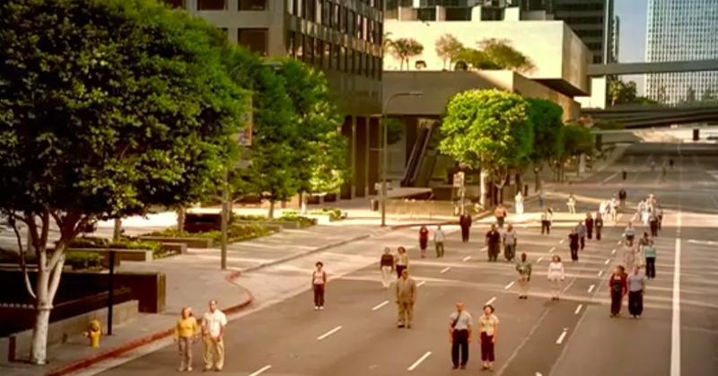 Saturn's famous commercial shows why cars are so bad for cities - Curbed