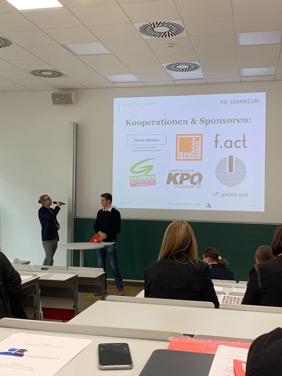 IchBinDa2019's tweet photo. Projektpräsentation vor den Auftraggebern, sowie Studierenden und Lehrenden der FH Joanneum! 
#ichbinda https://t.co/jY6MjoLTQH