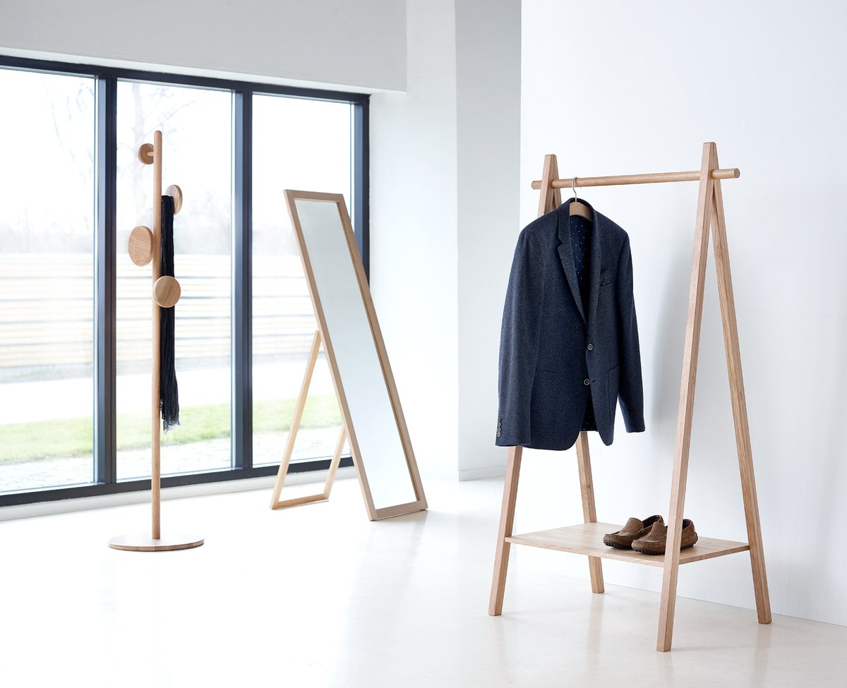 VenoorLiving's tweet photo. Made with love, our Cove collection fuses an effortless Scandinavian aesthetic with organic materials. The solid oak or beech wood designs are perfect for narrow hallways &amp; compact bedrooms, a collection that will meet the need for style and practicality. >https://t.co/pwb0q7TLKA https://t.co/SJa4QHpKAR