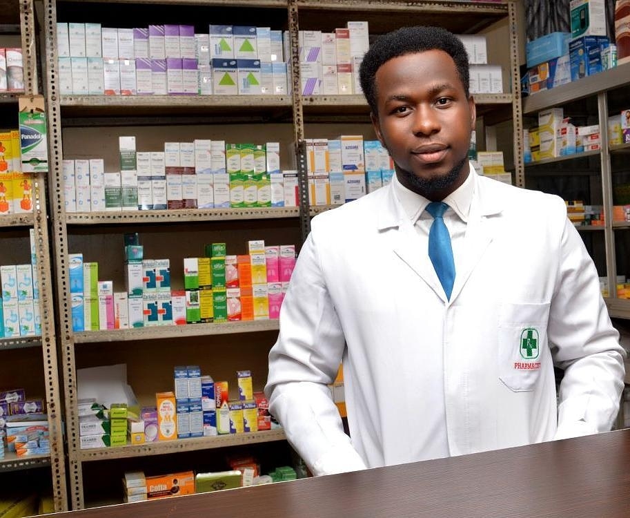 swankpharm's tweet photo. Vacancy for the Space of Locum Pharmacist at Galadimawa.
Work days Wednesday--5pm to 10pm
Saturdays--11am to 10pm
Sundays__ 11am to 10pm. 
CV to be submitted via email--hr@maxcaremart.com

Or bring it to office At MAXCARE Plaza, Plot 501 Lokogoma Apo Exp way.
0908-640-4909 https://t.co/xdYOeJ9CWo