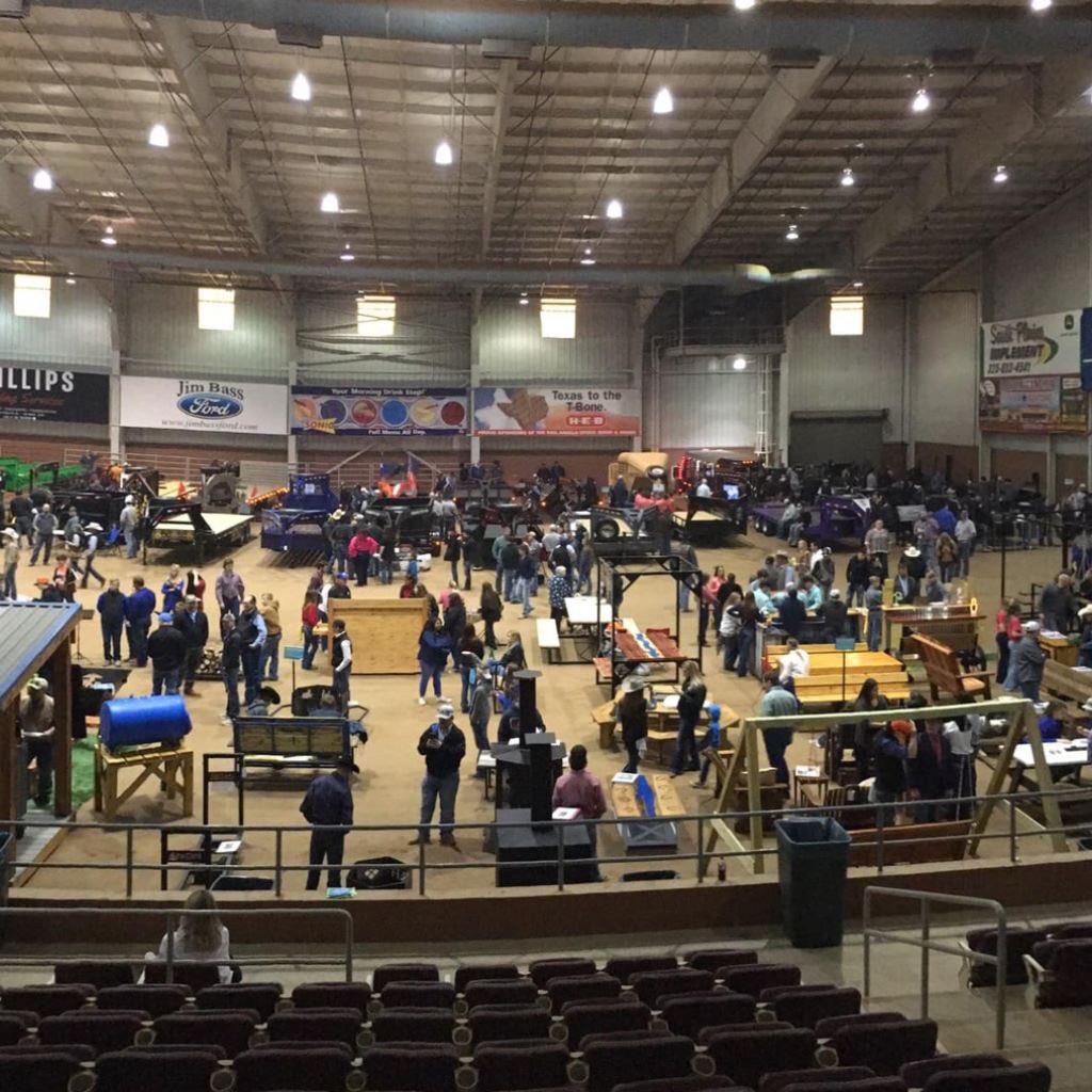 Great morning in San Angelo for the Ag Mech show! We are all shined up and ready for a great day of showing! <a href="/GISD_CTE/">Career & Technical Education</a> <a href="/ccmrgisd/">College, Career, and Military Readiness in GISD</a> <a href="/Mr_B_Johnson/">Brian Johnson</a> @CTEShrek <a href="/GeorgetownHS/">Georgetown HS</a>