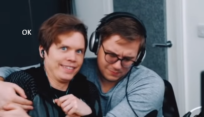 NastyaLilli's tweet photo. when someone tries to support me, but...I don't need it. thanks🙄 @roomieofficial https://t.co/2GUldZZSA1