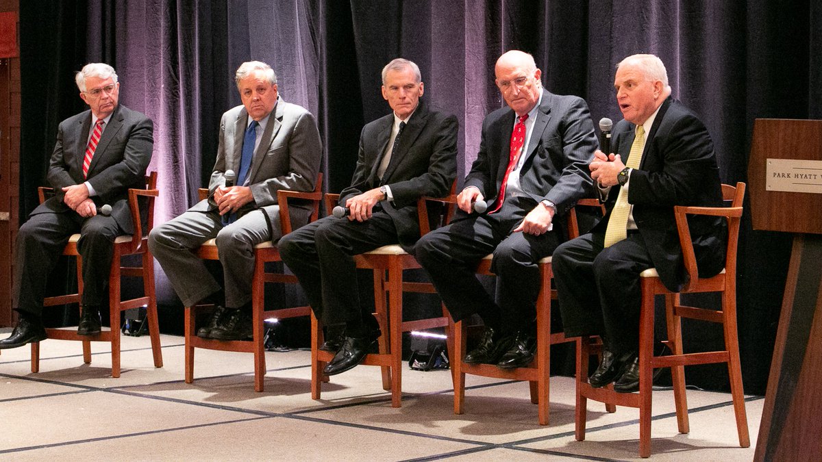 RumsfeldFoundtn's tweet photo. Read one of our #OrientingtheGyroscope blog posts to hear advice on the fundamental qualities that every leader should posses from the seasoned diplomats, professors and professionals who spoke at our 2018 Graduate Fellowship Conference: https://t.co/jxXkPaQtCz. #MondayMotivation https://t.co/vhvQxJVUuh