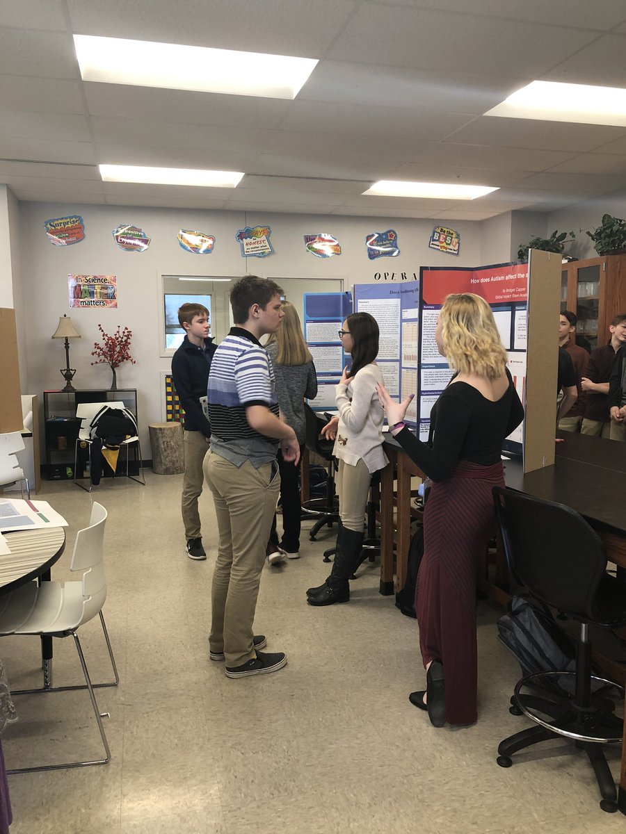 KKeriazes's tweet photo. It’s STEM Fair peer review day @GIMiddleSchool in #GISAscience8 with @kuglerGISA! Don’t forget to check out all the amazing projects on Wednesday from 12:15-1:15 on the middle school floor! #OAISS https://t.co/eDNaB1hZjn