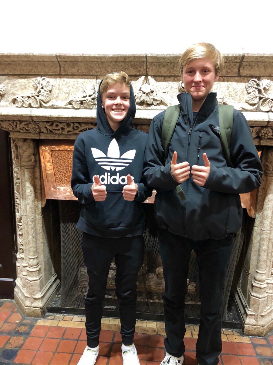 🏆 2020 Superb Owl Results 🏆 
Madison/Hope - Public Forum Quarterfinalist 
Srishti/Nolan - Public Forum CHAMPIONS!
*shout out to Hope and Nolan for placing in the Top 10 speakers!