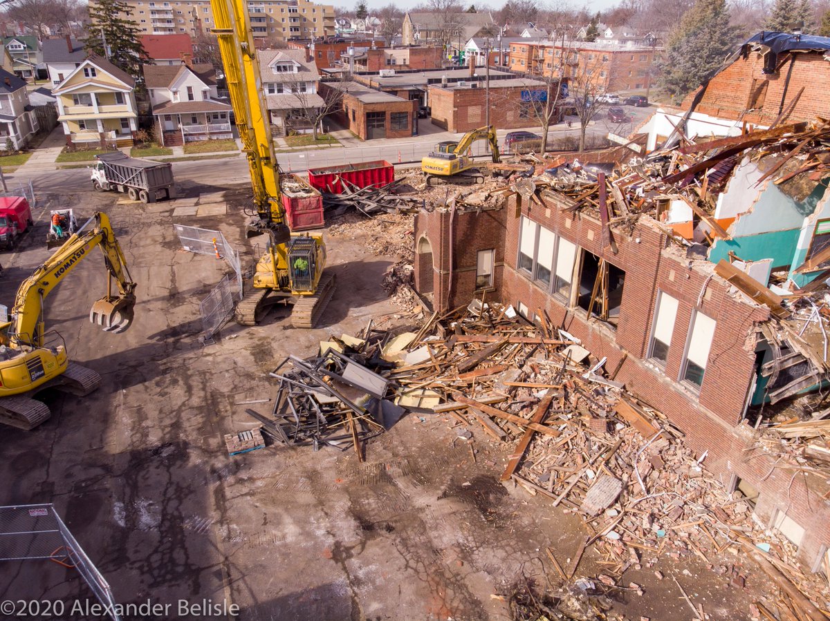 FacesLakewoodOH's tweet photo. Drone photos of the demolition of the St. Clements school. https://t.co/vIhpmflegS