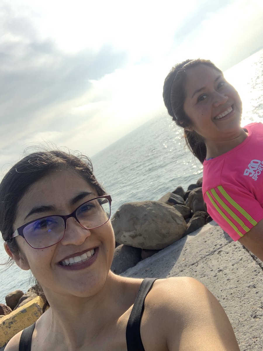 TinkRX's tweet photo. Tocaba distancia el fin pero no la hice 🙈 así que hoy tuve que aplicarme y disfrutar el clima. 
Salieron 25 k playeros 🏃🏽‍♀️🦋🧚🏽‍♀️ acompañada de @eliz_espindola.
#RetoCobarde2020KmsEn366Días 
#PorqueSóloLosCobardesCorren
#SomosAcide
#NutriJiso
#Yoelegícorrer
#run2020maskms https://t.co/GiCmkVtRGa