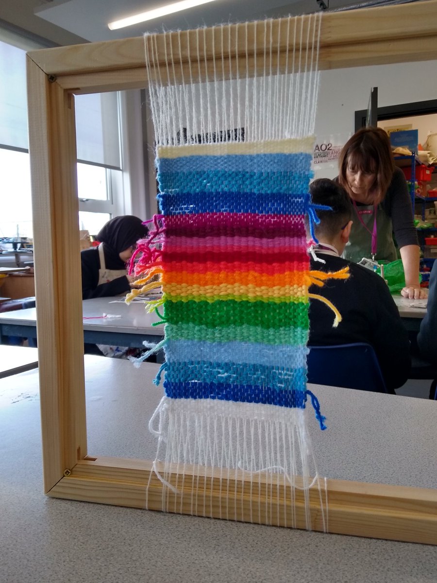 Huds_Art_tastic's tweet photo. Success! #weaving #craft #wool @CraftsCouncilUK @WovenByHand https://t.co/7yVqT2lt6k