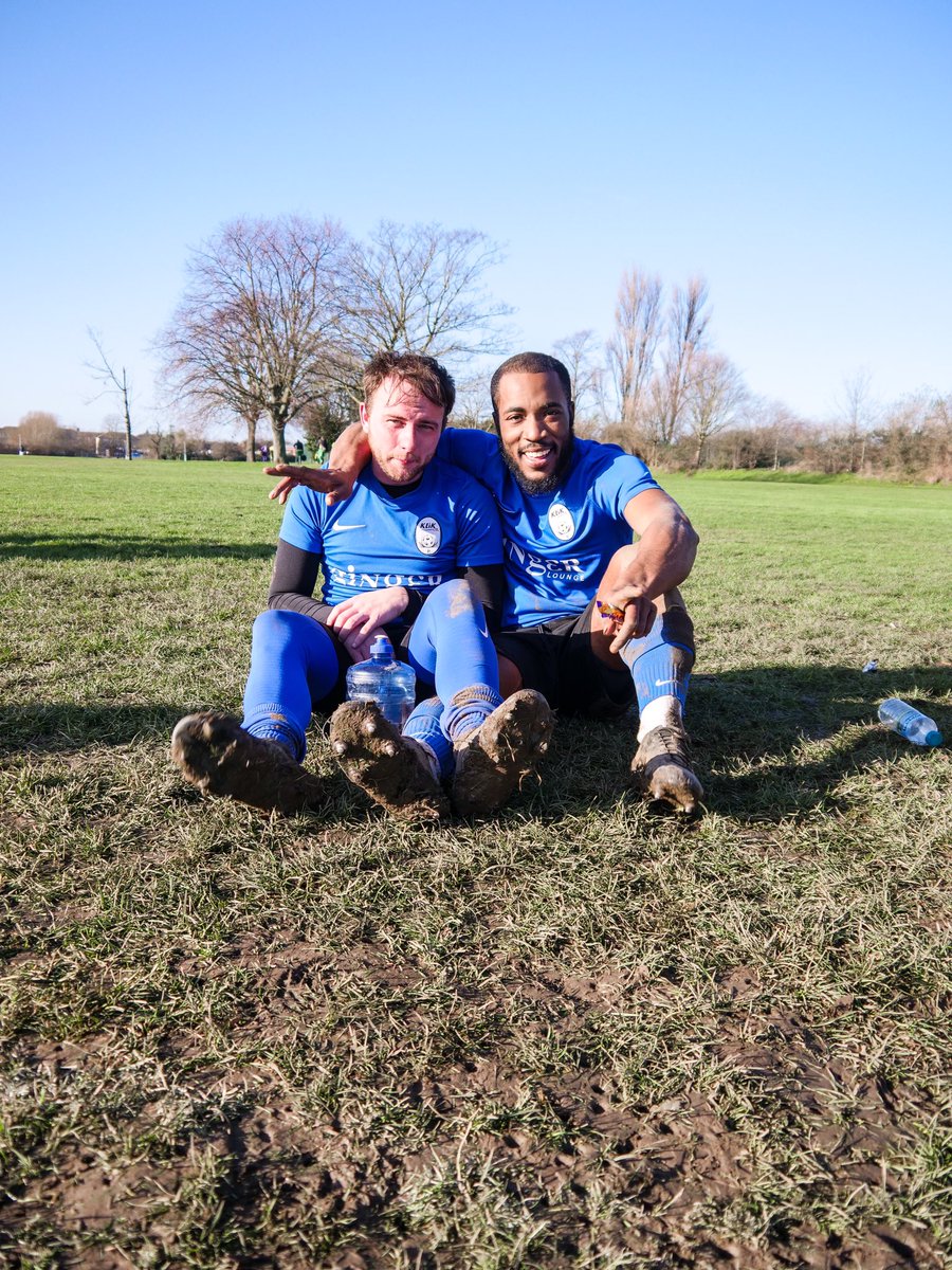 VIDEO OUT TOMORROW - 5PM 
•
Been a bit of a mad week but the content is pending.. STAY TUNED 
•
#essexcorinthian #youtube #football #klikfc