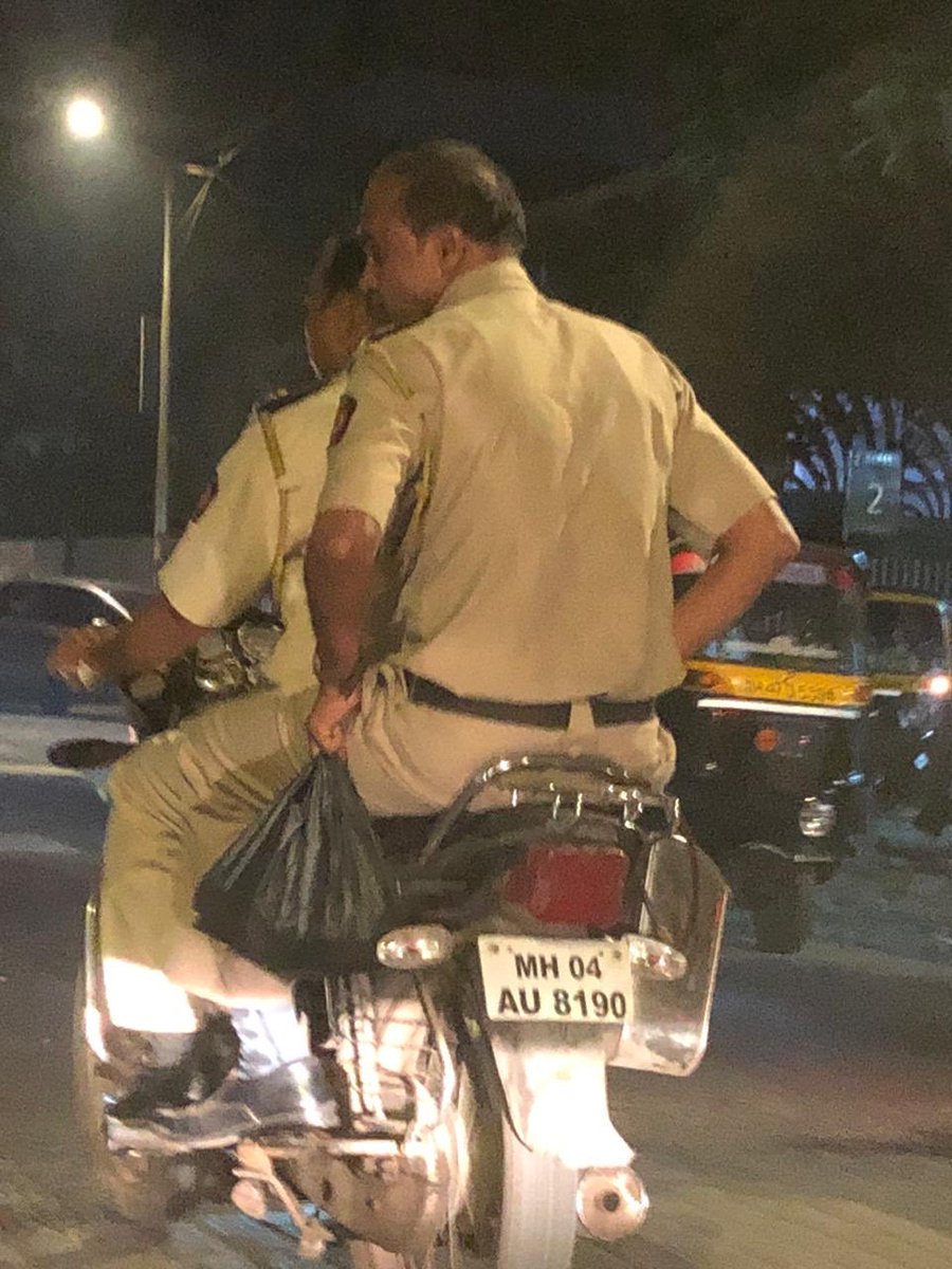 aku_rocks's tweet photo. @MumbaiPolice caught in action near MAHADA D-mart Chandivali
Nahar Amrit Shakti road
#drivingwithouthelmet https://t.co/ovVO3iuiFr