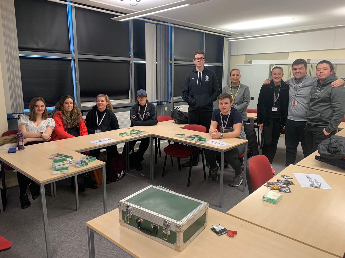 PublicSjr's tweet photo. A huge thank you to Paula from @AddactionWandL for educating our Future Officer Students on the effects of drugs and substance misuse. Our students thoroughly enjoyed the session! @StJohnRigby https://t.co/SXF2VJvzxh