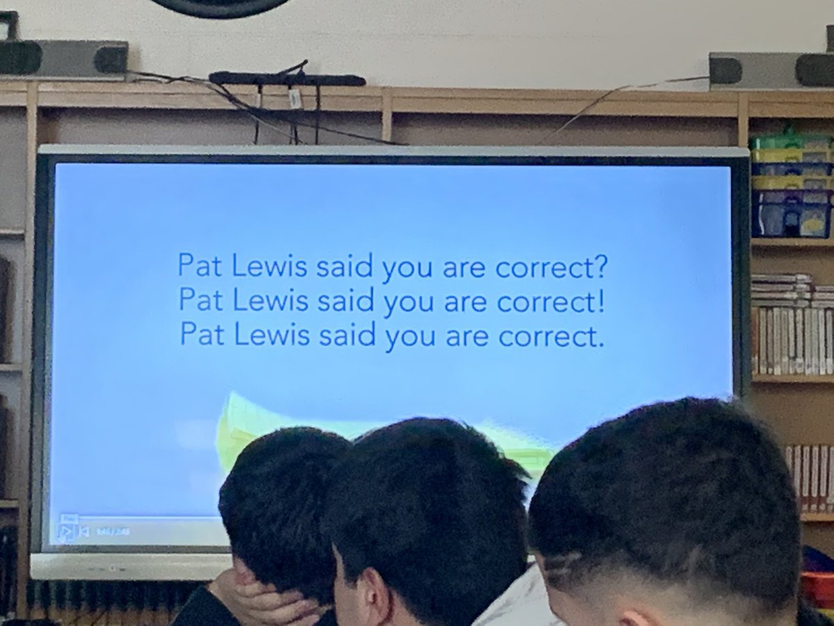 MonannLa's tweet photo. Thank you to @PeelWMSreads, @BethvK, and @ConnerSholonda for a wonderful lessons on commas today!!!! You ladies ROCK!!!! @WMS_Library1 https://t.co/OH4D845PcI