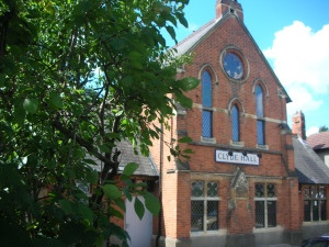 Would you like to sing in the Surrey Opera chorus? Rehearsals begin 7.30pm Monday, 10 February in Clyde Hall, Clyde Road <a href="/SurreyOpera/">Surrey Opera</a> @CroydOrch @croydonbach <a href="/croydonphil/">Croydon Philharmonic</a> eastcroydon.org.uk/?p=9952