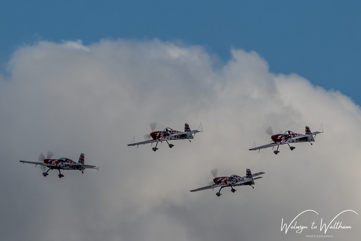 ShutterbugWGC's tweet photo. More form the Globalstars at Old Warden @Shuttleworth_OW @airdisplays @mikepickin @GForceAeros #shuttleworth #oldwarden #littlegransden #AvGeek https://t.co/yxvDHEEP2p