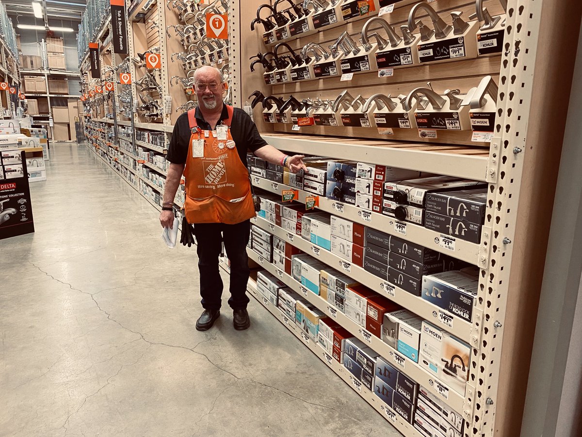 PJMiller16's tweet photo. Jim was a machine packing down this morning! #Focus8 looking great. #JimboSlice #Killin’It ⁦#@KeyeMcginty⁩ ⁦@blkubes⁩ ⁦@DennisLarsen9⁩ https://t.co/xo2qQ7g52n
