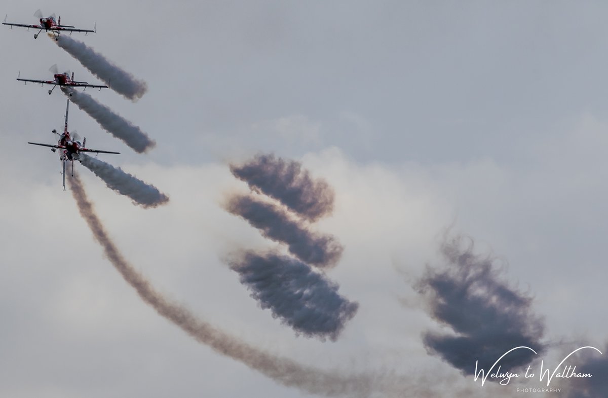 ShutterbugWGC's tweet photo. The Globalstars at Shuttleworth Vintage Airshow last September @Shuttleworth_OW @airdisplays @mikepickin @GForceAeros @LittleGransden #shuttleworth #oldwarden #Bedfordshire https://t.co/UBk5miQmXH