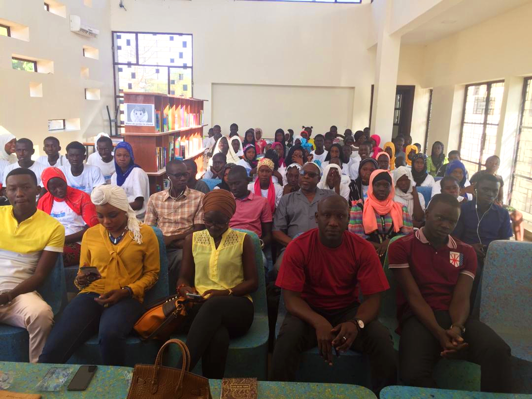 lambayecenter's tweet photo. Ils ont été 25 groupes à présenter leurs prototypes d'application après 5 jours d'atelier sur le coding avec des thématiques en rapport avec les ODD !
Félicitations aux trois groupes gagnant, à tous les participants et à l'équipe formateur de l'UADB.
#CoderEnFrancais
#kebetu https://t.co/0yhPJMBqIU