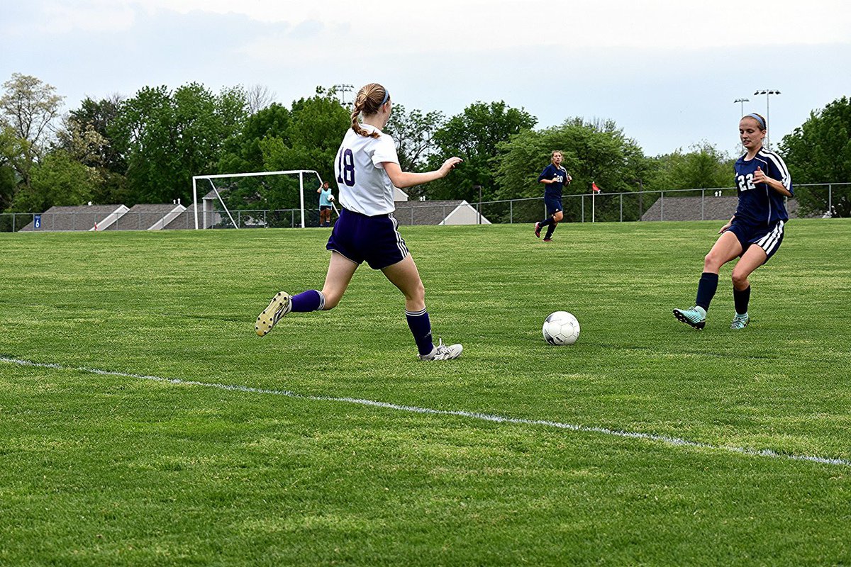 emmysdrake's tweet photo. I am excited to announce my commitment to Central College for my academic and soccer career! I can’t thank my family, coaches, teammates, and friends enough for their endless support and always pushing me to be my best. I can’t wait for this next journey! Go Dutch! @CentralWSoc https://t.co/IjfTuRCe3z
