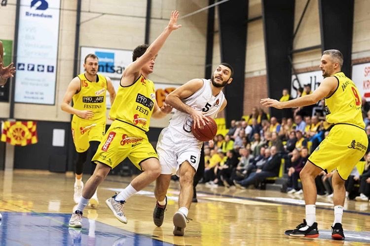 Chico State Mbb Alumni Update Series Corey Silverstrom Leggg1t Is Having A Great Rookie Season In Pro A Denmark For Randers Cimbria Coming Off A 27 Point Performance