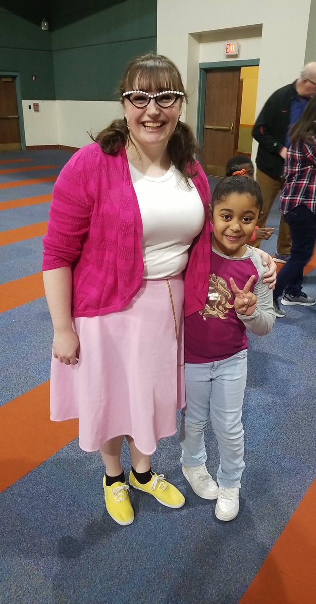 AlbanyASH's tweet photo. Thank you to @ParkPlayhouse for coming in and performing for our students today #FootprintsontheMoon https://t.co/XuoZ5MBQGH