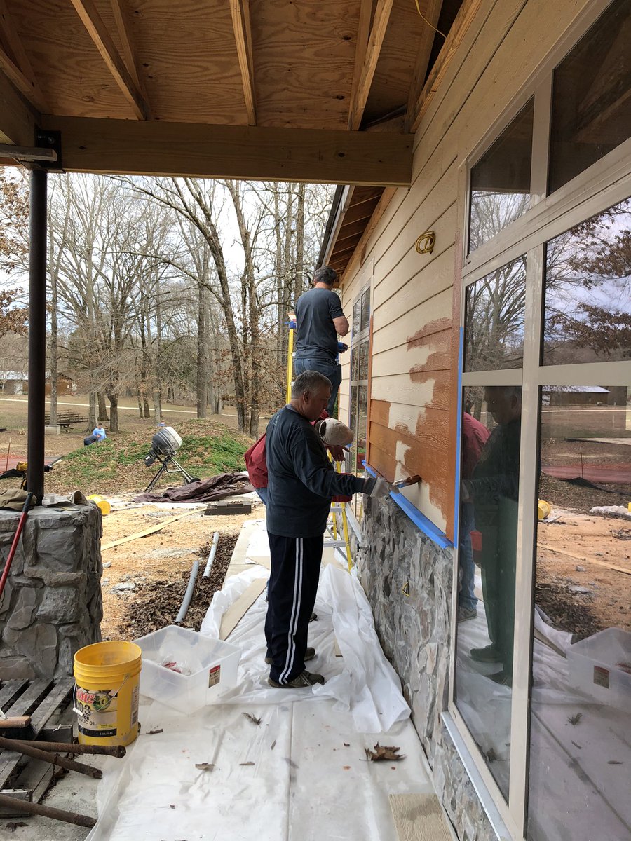 tnbaptist's tweet image. Taking a break to paint at @CampLinden  #FocusWeek