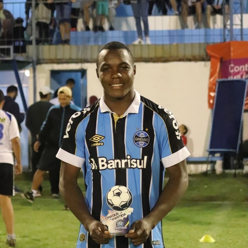 Jovem gringo pode ter oportunidades no time principal do Grêmio
