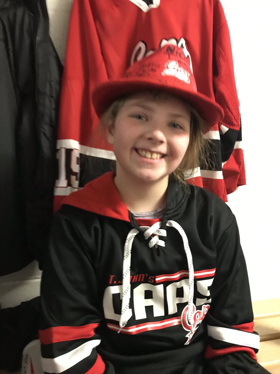 CapsAtomC's tweet photo. Very tight game tonight @AtomCeltics. They made us work for the win! #capofthegame was Norah Bambrick and hardest worker was Evan Norman. Go Caps! @sjmha @DJHLnews https://t.co/bZmcPbVbpv