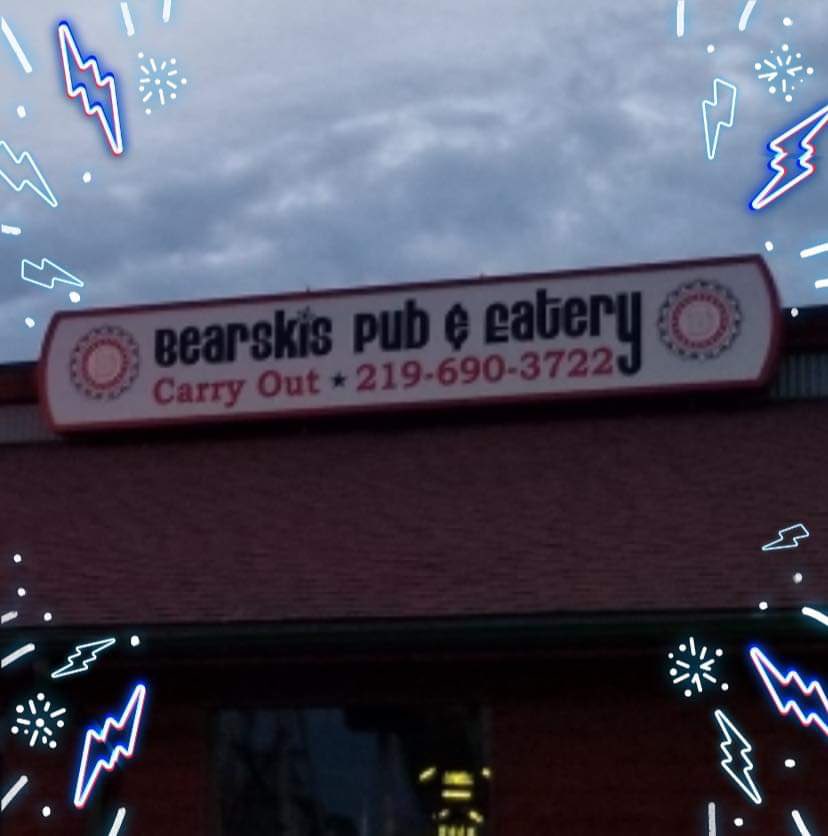 BearskiPub's tweet photo. Retweet if you like our new sign! #bearskis https://t.co/vDIUK94ZN0