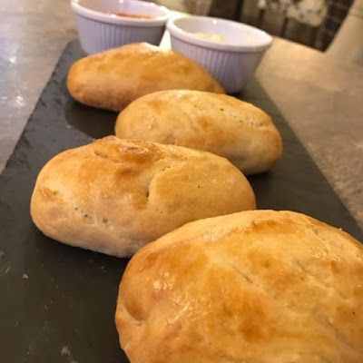 BreastestNews's tweet image. Dinner at The Stair Arms Hotel in Pathhead buff.ly/2XuHnYd     #StairArmsHotel #Pathhead #Edinburgh #hotelsnearEdinburgh #EdinburghHotels #eveningmeal #foodreview #foodie #edinburghfoodie #dogfriendly #familyfriendly #refurbished #overnightstay #scottishbloggers #scottish