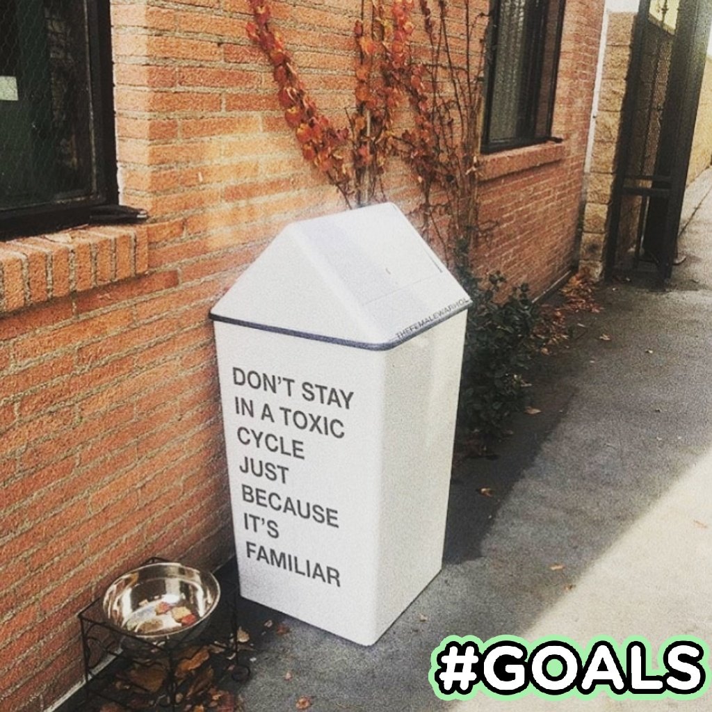 torch_in's tweet image. It is hard to break out of a toxic cycle in your life so remember you are not alone. OP - @theselfspace
.
#mentalhealthjourneys #bpdwarrior #goals #loveyourself #toxicrelationships #anxietywarrior #depressionhelp #fightforyourdreams #betterfuture #betteryou #scars