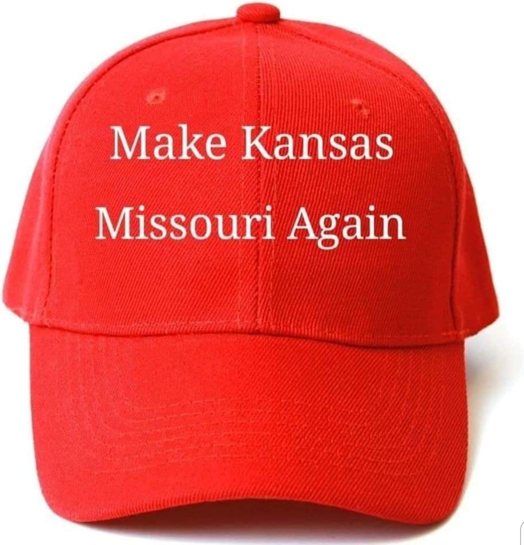 MusiciansCaring's tweet photo. You liberal elites with your fancy maps and geography!! #KansasCityKansas #KansasCityMissouri #KansasCity #KansasGate #TrumpIsAnIdiot #TrumpIsAMoron #StoneColdIdiot https://t.co/PWav50Tjci