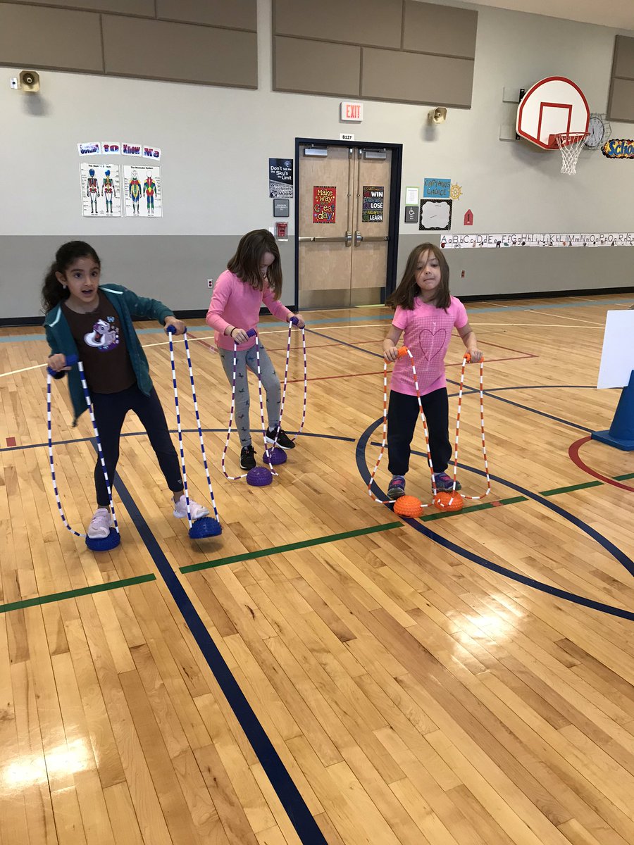 MrsSernoffskyPE's tweet photo. Ms. Jenakovich’s 1st graders were very brave today as they tried out some activities that might be found on Nim’s Island. We walked across the the island on coconut shoes, rowed around the island on our rafts and even climbed Fire Mountain.        # physed https://t.co/Mswy99D402