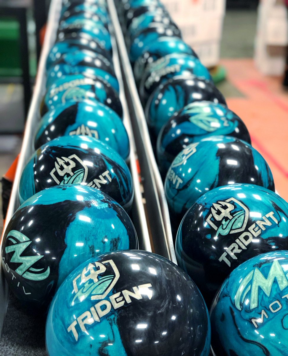 MotivBowling's tweet photo. 🔱🌊COMING YOUR WAY🌊🔱
The Trident Nemesis releases worldwide on 2/19/2020!
#MOTIVNATION #MADEINUSA #BOWLING https://t.co/Nb0Zl4PCei