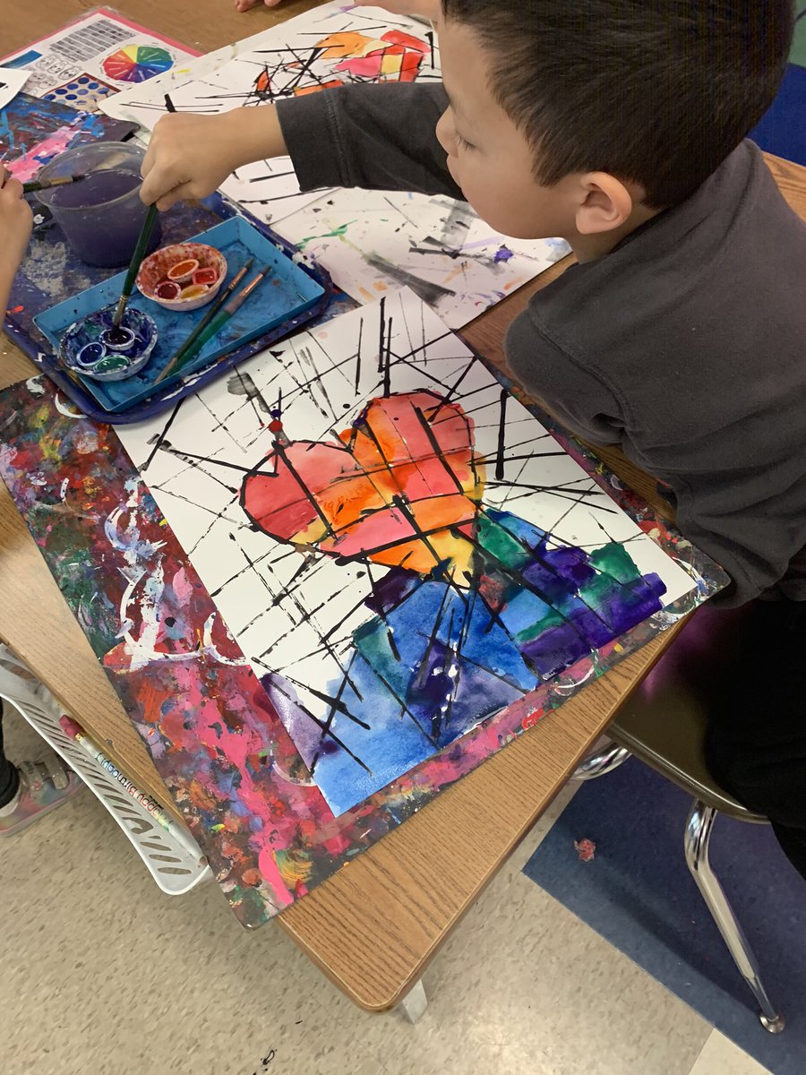 MsSullivanArt's tweet photo. Hamilton Kinders Jim Dine inspired hearts! Printing/stamping with black glue and watercolor paints!@HamiltonHawks82 https://t.co/QWBtGQVjgM