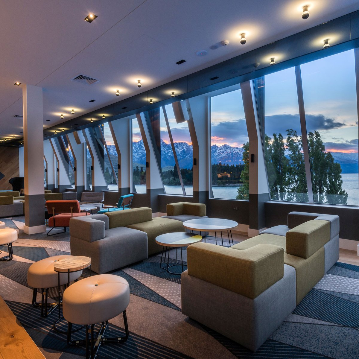 anzhncsconf's tweet photo. Two months remaining for abstract submission for the Joint Meeting ANZHNCS/NZAPS Queenstown 5-9 August 2020 @anzhncs #anzhncs2020  #nzaps2020 #headneck 
https://t.co/L1ljeftkak https://t.co/9VScUHqzXH