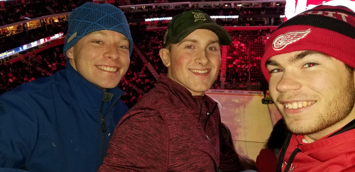 paleboyphil's tweet photo. Happy Birthday to someone who means so much to me. @ems2ooo and I have been through it all and I love you like a brother. ❤ https://t.co/XlSxJgIDI0