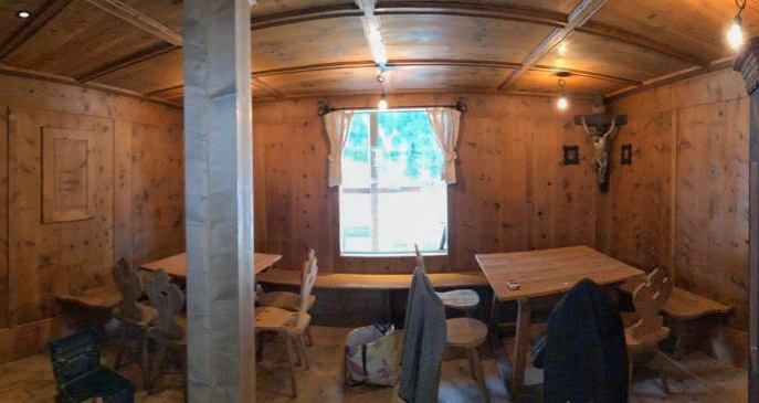 suedtirol_info's tweet image. 😍 Building a home... the Südtirol Home! 💖
Stay tuned to learn more about this special project for the IBU #Biathlon World Championship 2020 in Antholz / Anterselva!
#SüdtirolHome #Suedtirol #antholz2020
@biathlonantholz @IBU_WC @biathlonworld Rubner Haus noa*