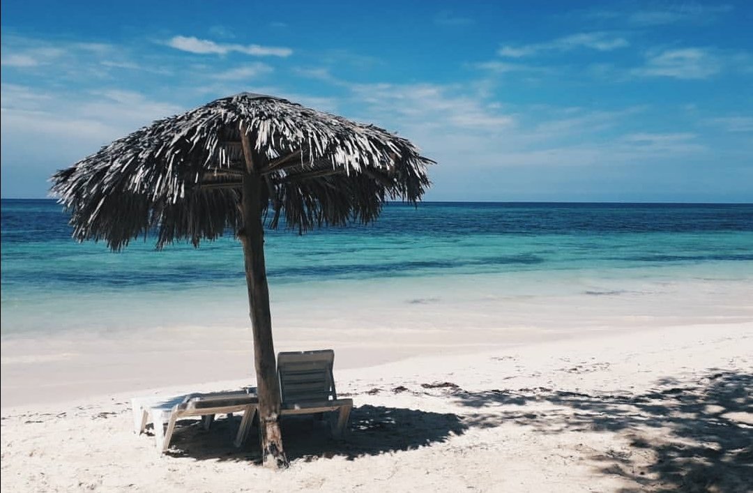 naomivanrees1's tweet photo. Bijna terug naar m'n fav land aller tijden, kan niet wachten om de rest van dit land te ontdekken 🇨🇺✈️ #39days #holguin #SantiagodeCuba #guardalavaca https://t.co/2aUvCoQc28