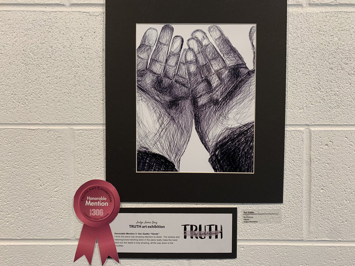MrHennebry_lhs's tweet photo. Congratulations to our three honorable mention winners at the “Truth” Art Exhibition: Kailee Nunzio, Grace Rogers & Van Gaetto. #lemontart #lhsart #gallery306 https://t.co/ns0MijcSYW